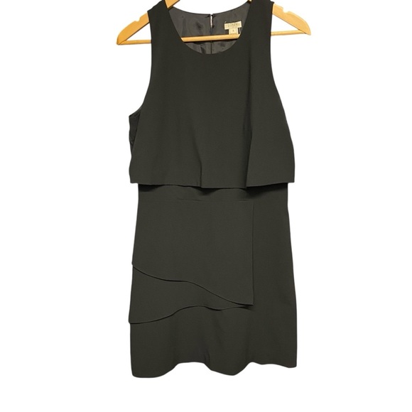 J. Crew Sleeveless Tiered Sheath Dress Size 4 Black LBD Cocktail Classic Party - Picture 1 of 10